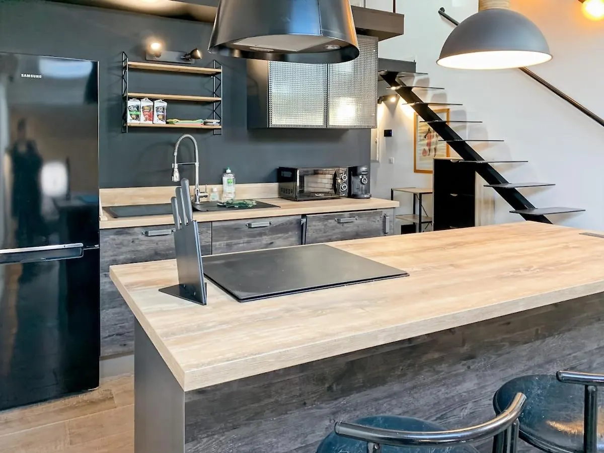 Modern Apartment In The Historic Center Of Fréjus
